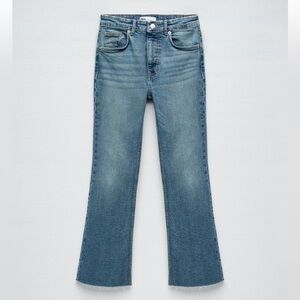 🚨4X$25🚨 Zara crop flare jeans